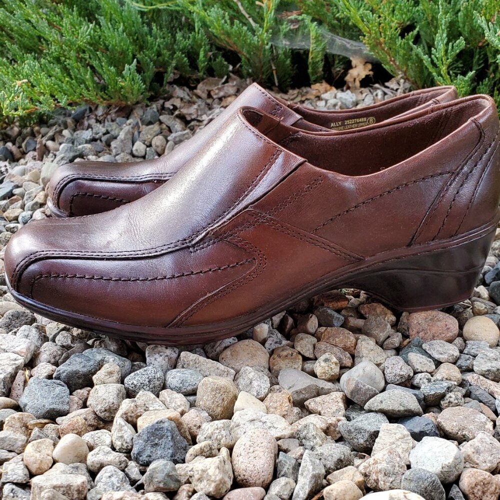 Memory foam comfort leather loafers